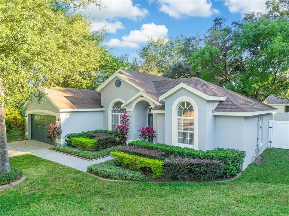 На продажу: $419,990 (3 спален, 2 ванн, 1718 Квадратных фут)