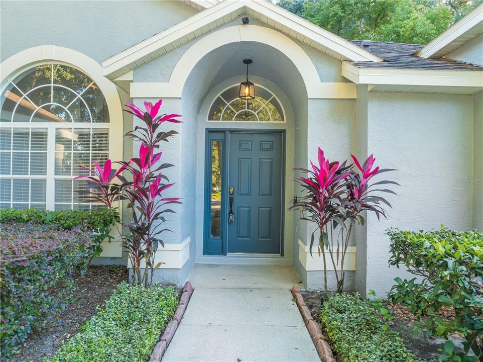 На продажу: $419,990 (3 спален, 2 ванн, 1718 Квадратных фут)