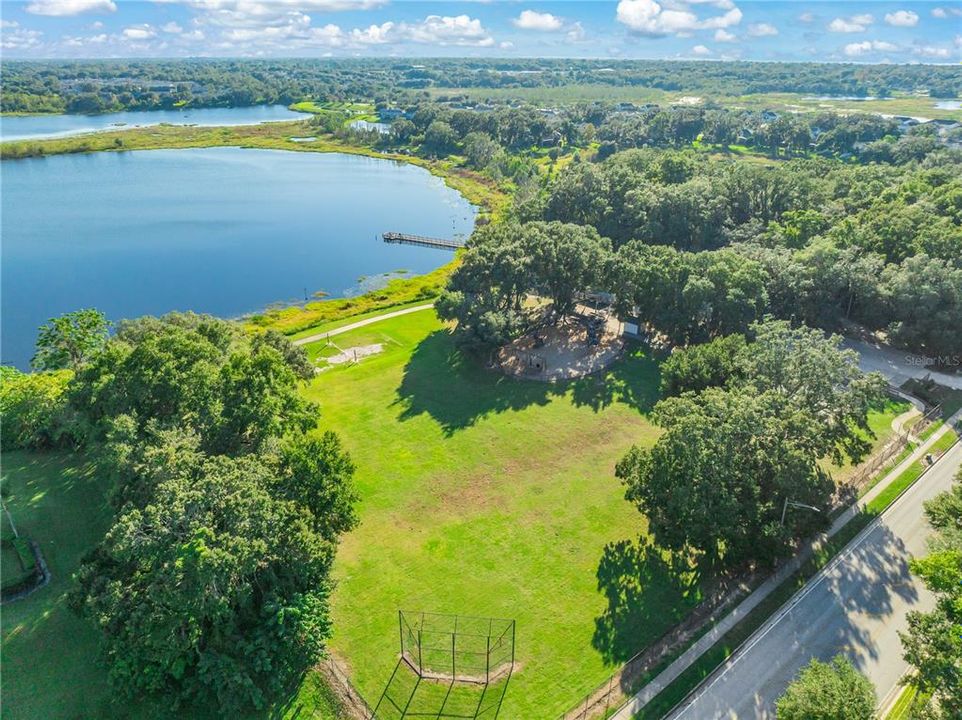 На продажу: $419,990 (3 спален, 2 ванн, 1718 Квадратных фут)