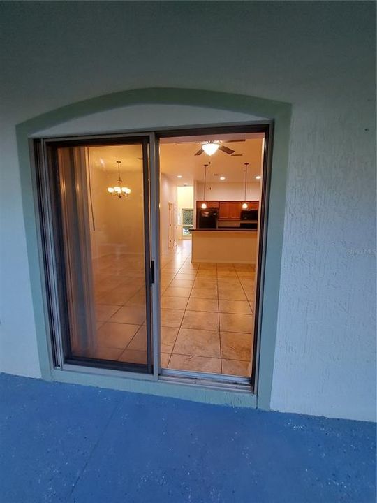 В аренду: $1,600 (2 спален, 2 ванн, 1865 Квадратных фут)