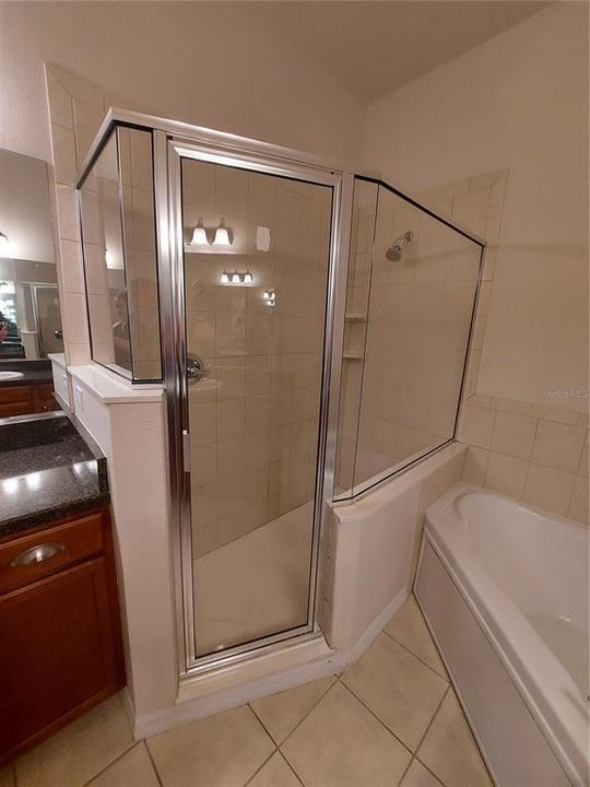 В аренду: $1,600 (2 спален, 2 ванн, 1865 Квадратных фут)