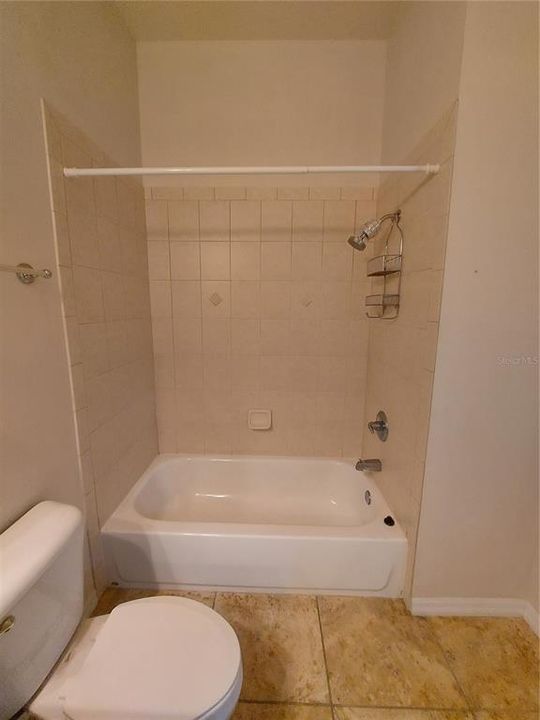 В аренду: $1,600 (2 спален, 2 ванн, 1865 Квадратных фут)