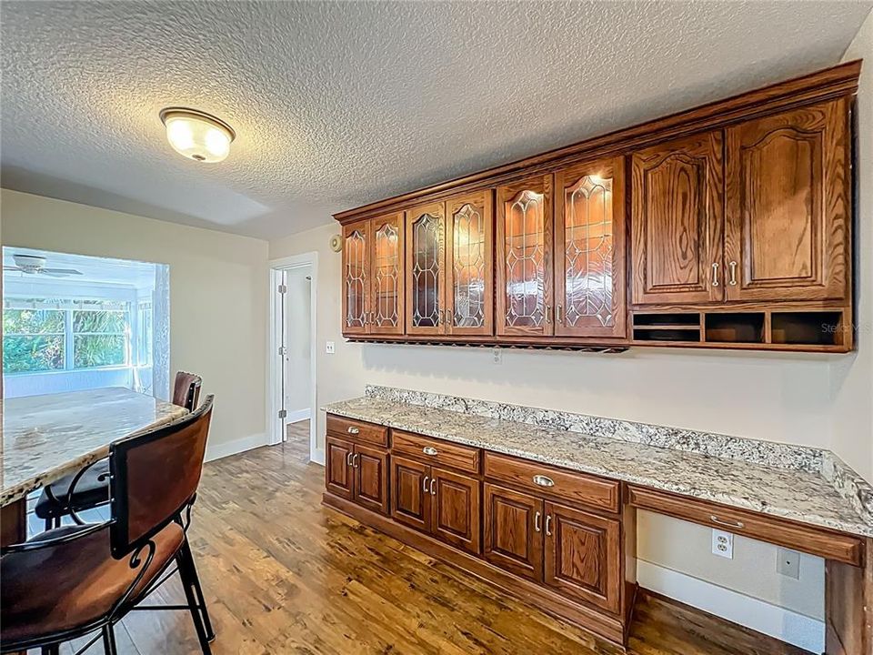 For Sale: $530,000 (4 beds, 2 baths, 2481 Square Feet)