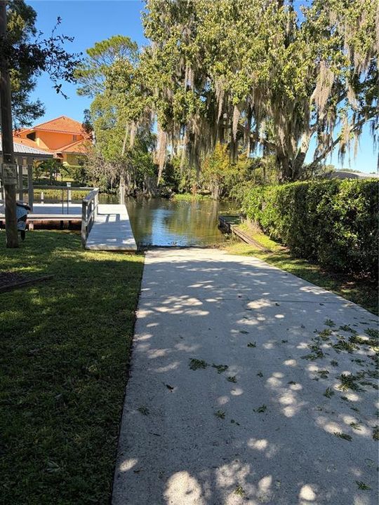 For Sale: $530,000 (4 beds, 2 baths, 2481 Square Feet)