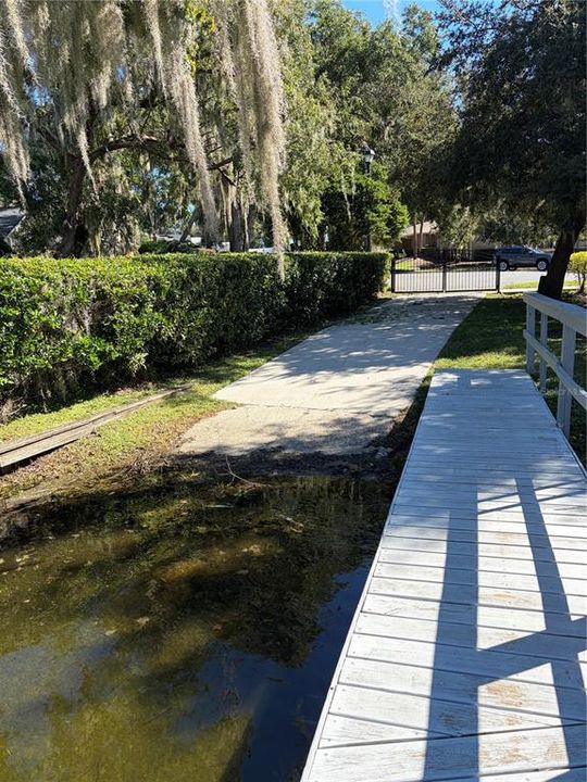 For Sale: $530,000 (4 beds, 2 baths, 2481 Square Feet)