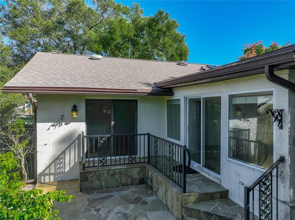 For Sale: $530,000 (4 beds, 2 baths, 2481 Square Feet)