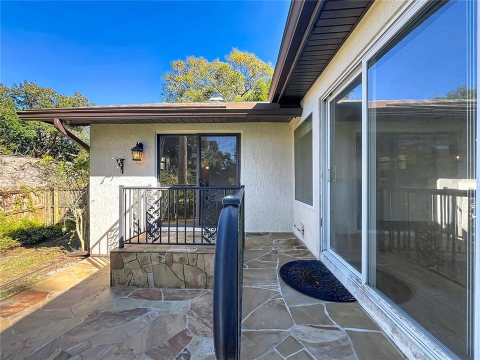 For Sale: $530,000 (4 beds, 2 baths, 2481 Square Feet)