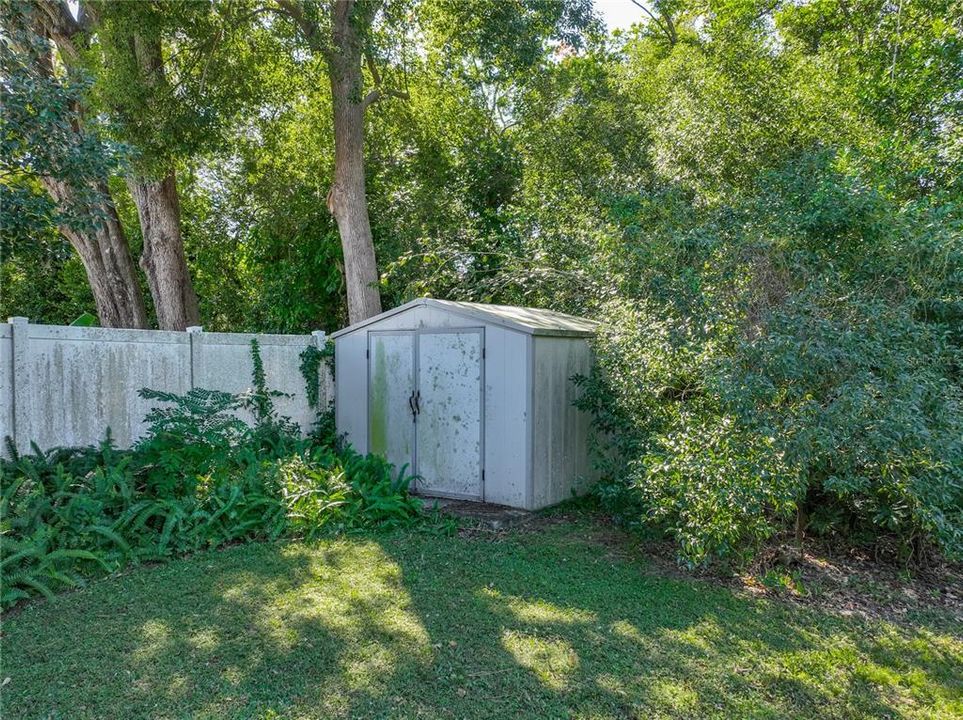 For Sale: $530,000 (4 beds, 2 baths, 2481 Square Feet)