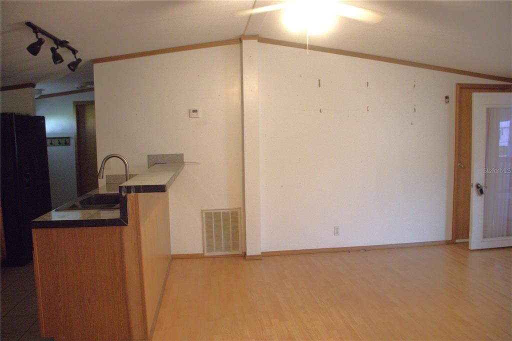 En Venta: $159,000 (2 camas, 2 baños, 960 Pies cuadrados)