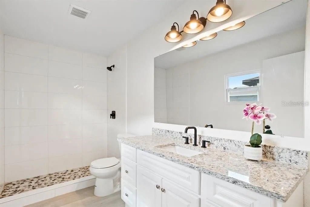 待售: $1,470,900 (5 贝兹, 0 浴室, 5143 平方英尺)