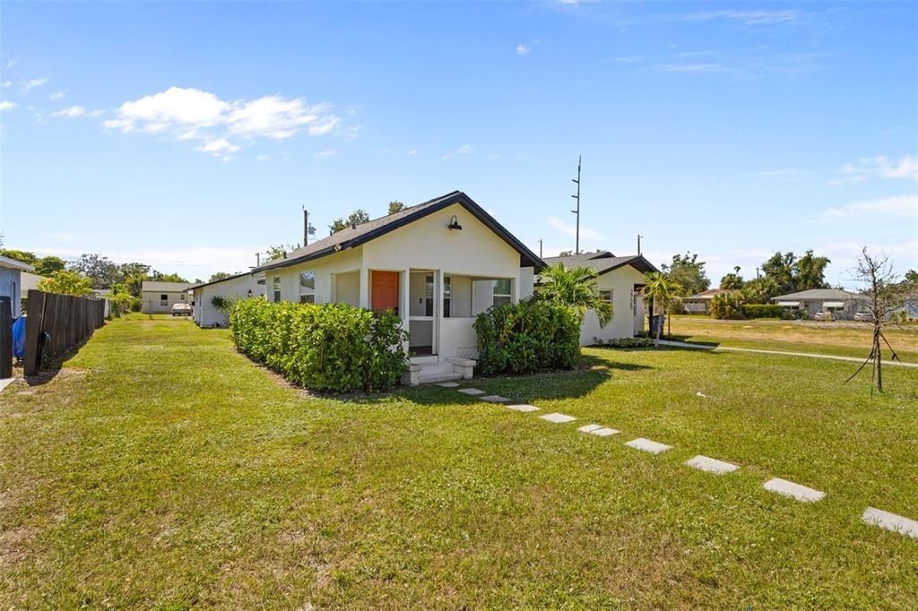 待售: $1,470,900 (5 贝兹, 0 浴室, 5143 平方英尺)