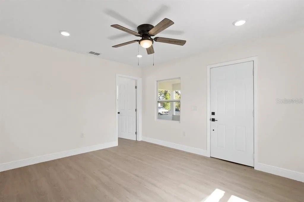 待售: $1,470,900 (5 贝兹, 0 浴室, 5143 平方英尺)