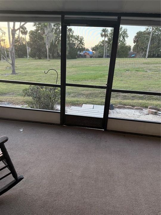 待售: $199,999 (2 贝兹, 2 浴室, 974 平方英尺)