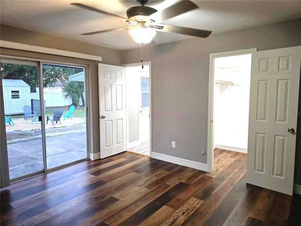 На продажу: $295,000 (3 спален, 2 ванн, 1338 Квадратных фут)