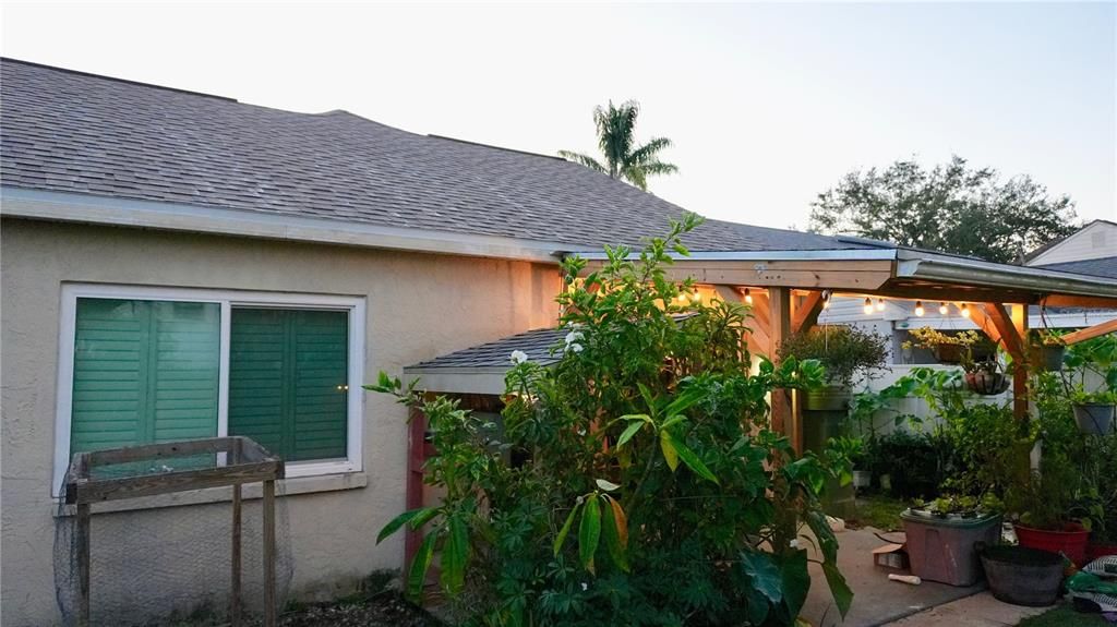 For Sale: $425,000 (3 beds, 2 baths, 1448 Square Feet)