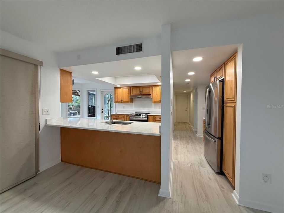 На продажу: $649,000 (4 спален, 2 ванн, 2344 Квадратных фут)