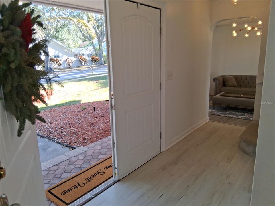 На продажу: $649,000 (4 спален, 2 ванн, 2344 Квадратных фут)