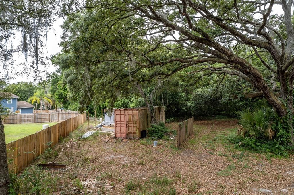 待售: $105,000 (0.52 acres)