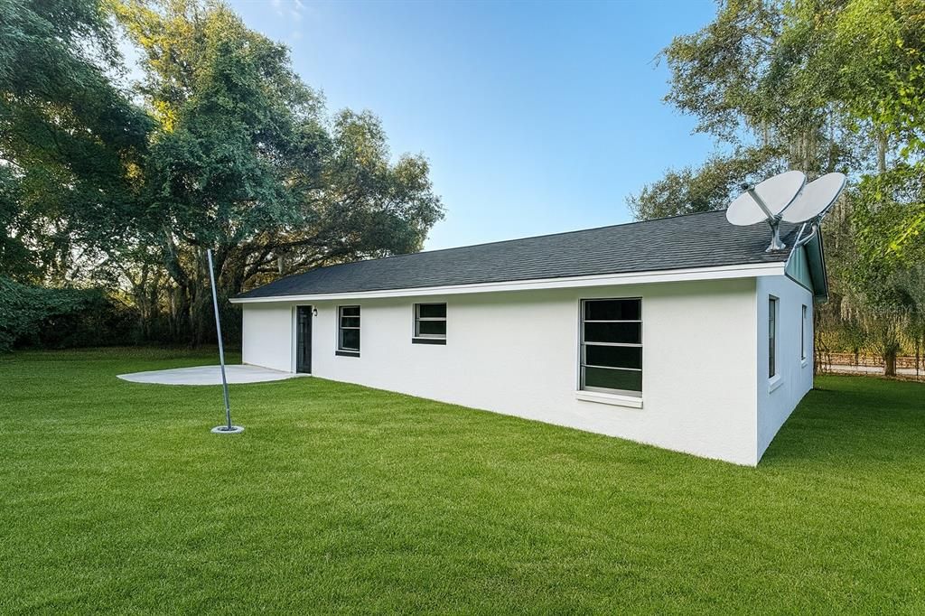 待售: $131,100 (2 贝兹, 2 浴室, 1002 平方英尺)