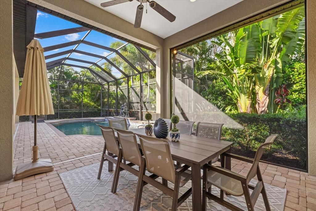 For Sale: $2,500,000 (4 beds, 3 baths, 3076 Square Feet)