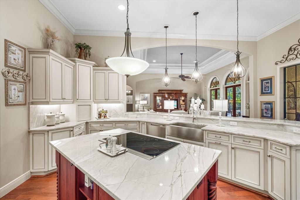 For Sale: $2,500,000 (4 beds, 3 baths, 3076 Square Feet)