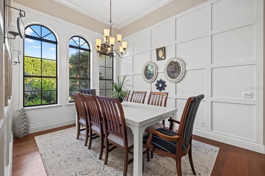 For Sale: $2,500,000 (4 beds, 3 baths, 3076 Square Feet)