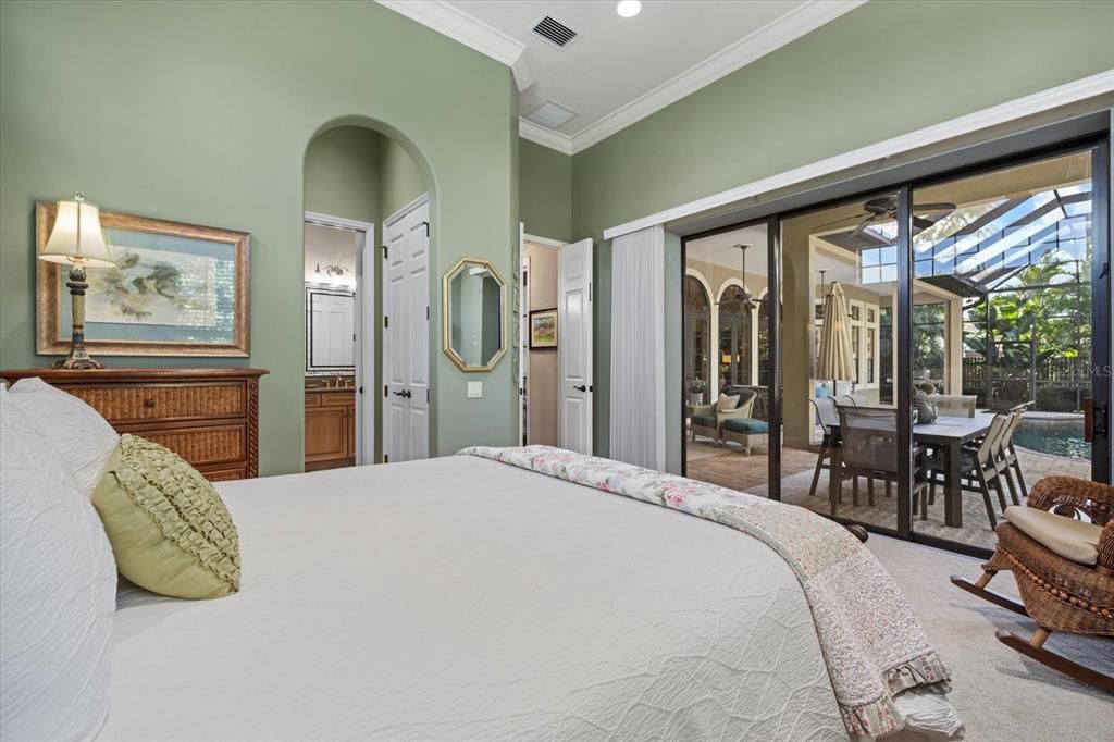 For Sale: $2,500,000 (4 beds, 3 baths, 3076 Square Feet)