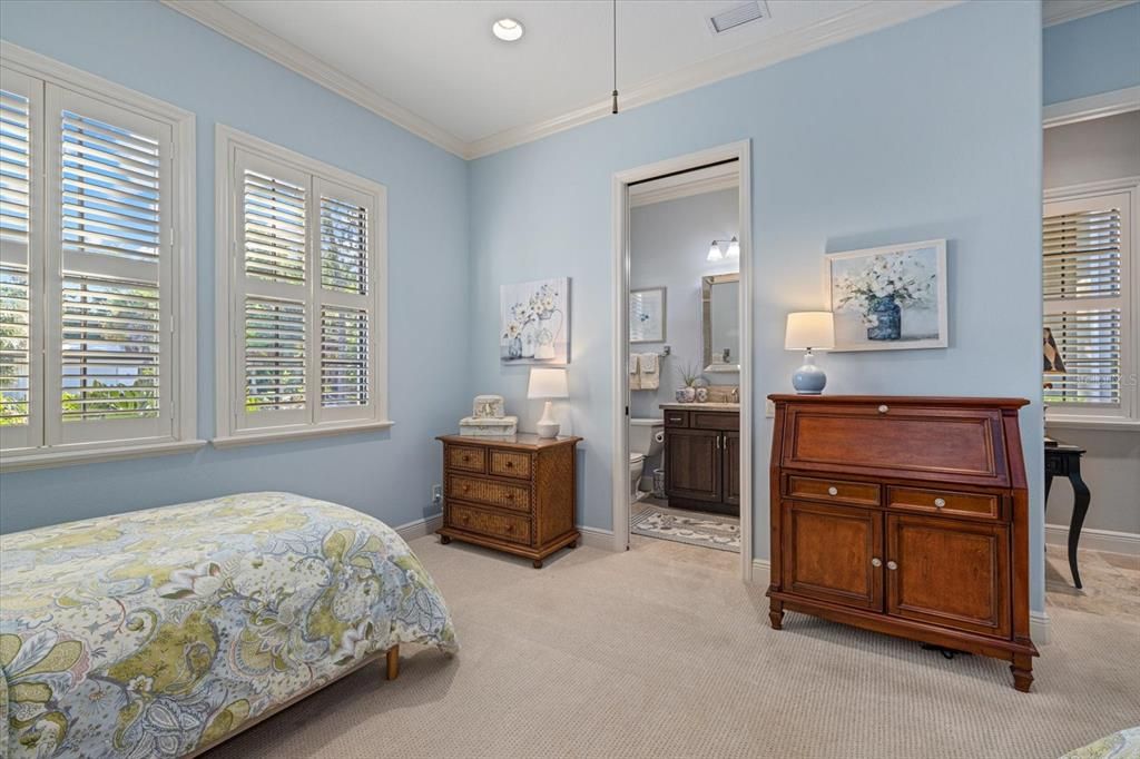 For Sale: $2,500,000 (4 beds, 3 baths, 3076 Square Feet)