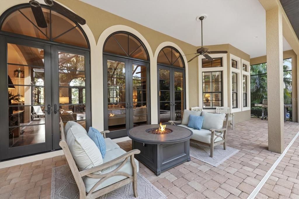 For Sale: $2,500,000 (4 beds, 3 baths, 3076 Square Feet)