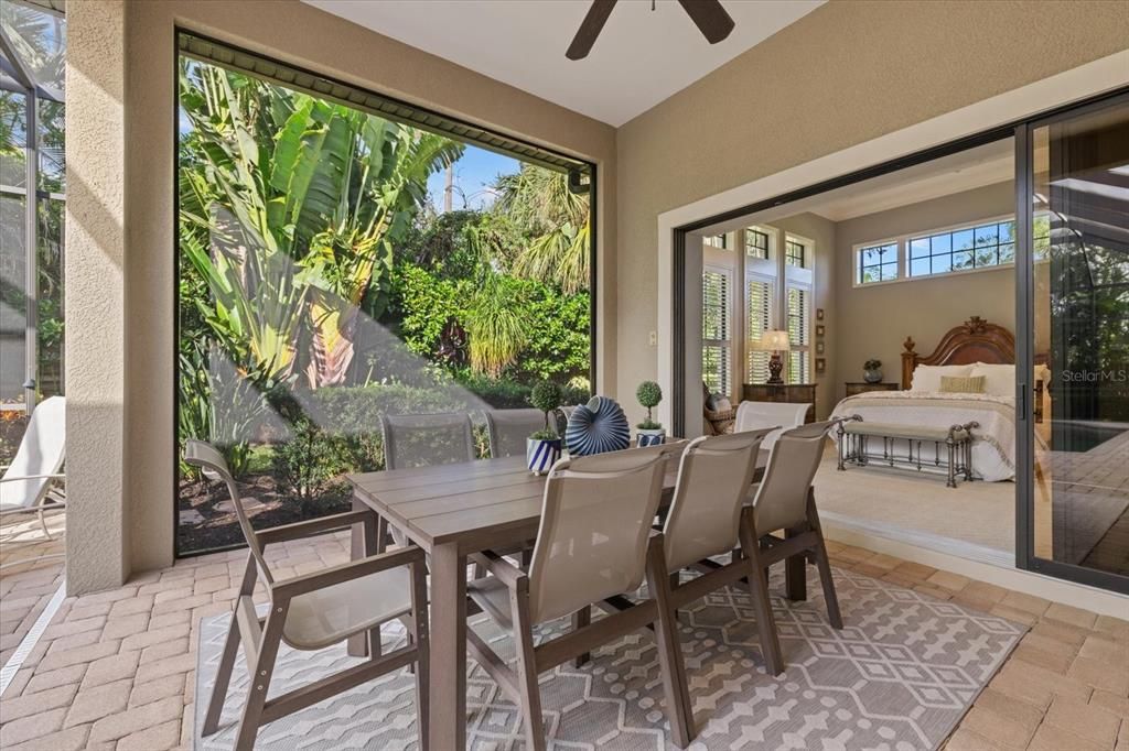 For Sale: $2,500,000 (4 beds, 3 baths, 3076 Square Feet)