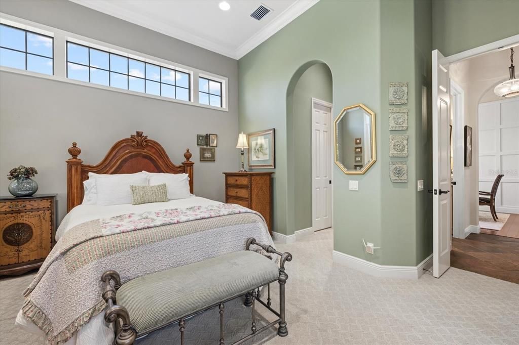 For Sale: $2,500,000 (4 beds, 3 baths, 3076 Square Feet)