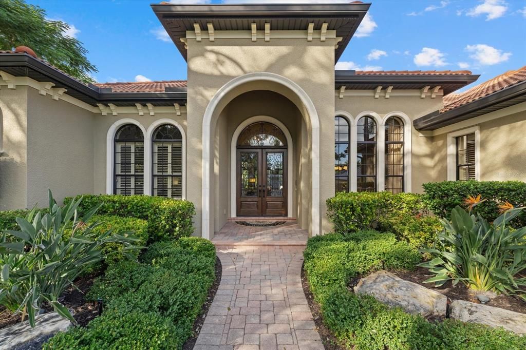 For Sale: $2,500,000 (4 beds, 3 baths, 3076 Square Feet)