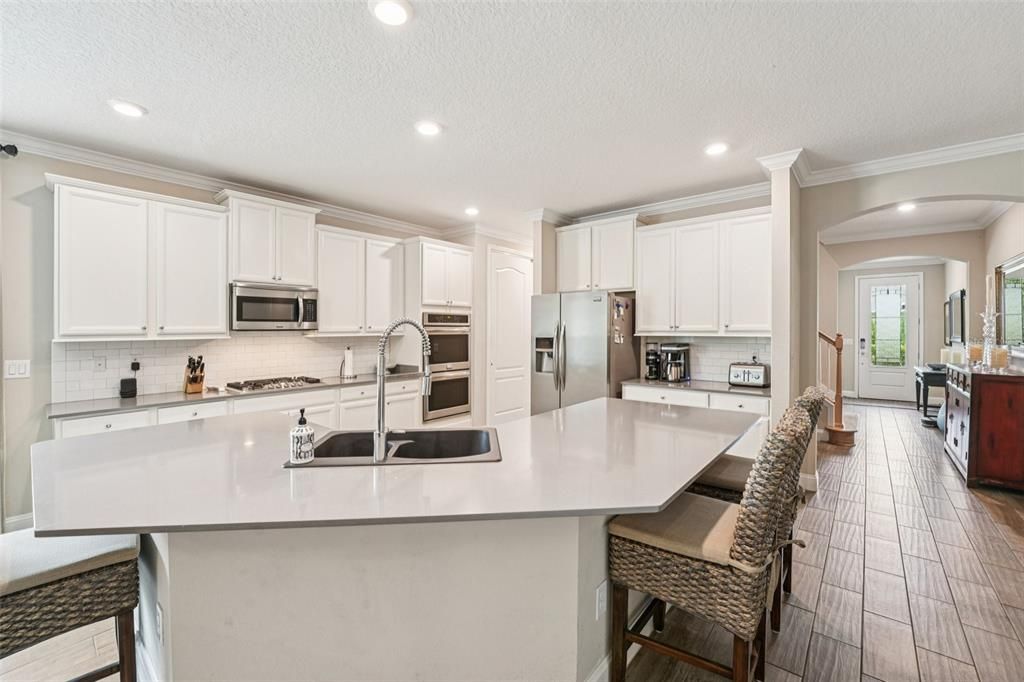 待售: $749,900 (5 贝兹, 4 浴室, 3448 平方英尺)