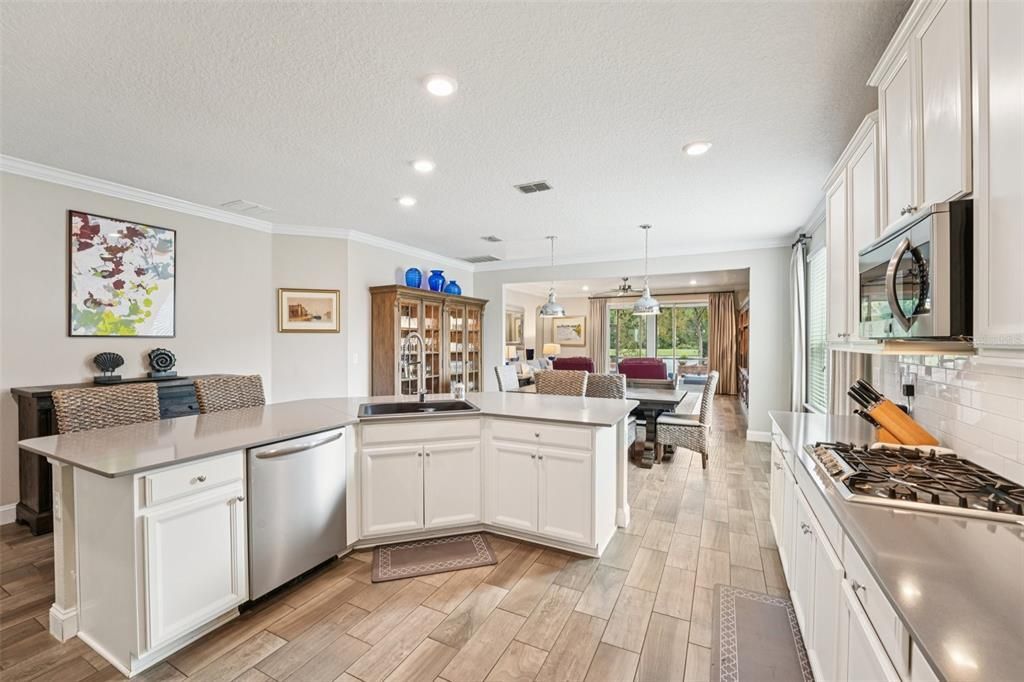 待售: $749,900 (5 贝兹, 4 浴室, 3448 平方英尺)