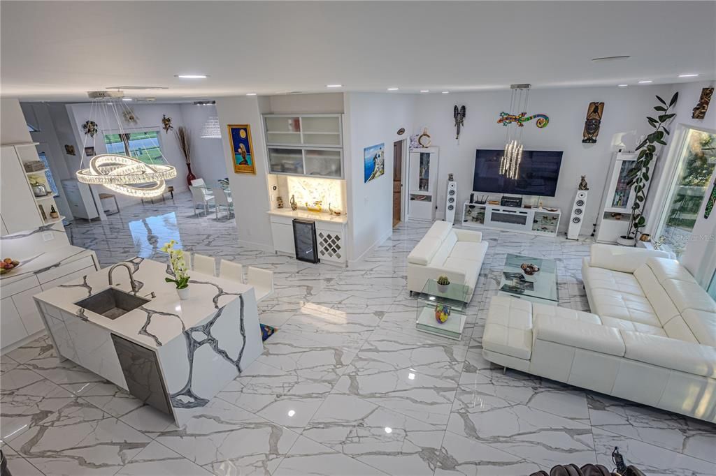 En Venta: $1,890,000 (4 camas, 3 baños, 3728 Pies cuadrados)