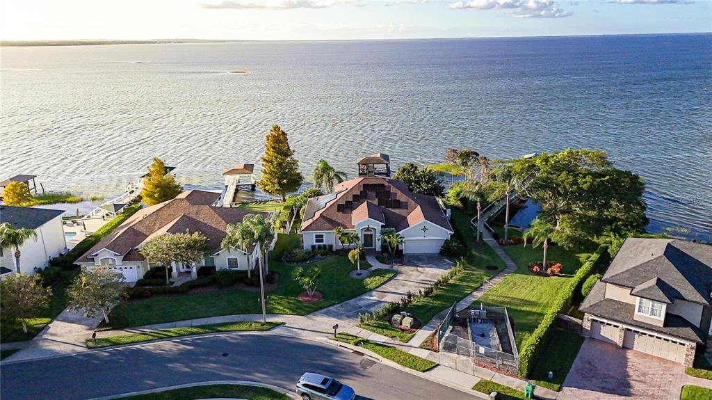 En Venta: $1,890,000 (4 camas, 3 baños, 3728 Pies cuadrados)