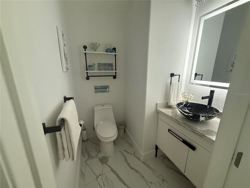 En Venta: $1,890,000 (4 camas, 3 baños, 3728 Pies cuadrados)