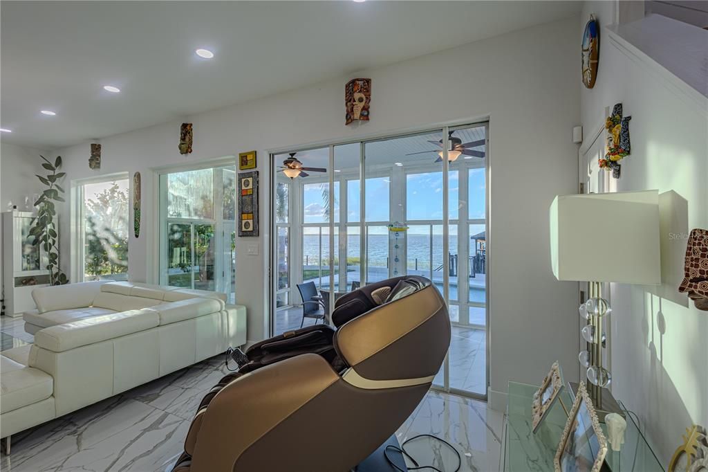 En Venta: $1,890,000 (4 camas, 3 baños, 3728 Pies cuadrados)