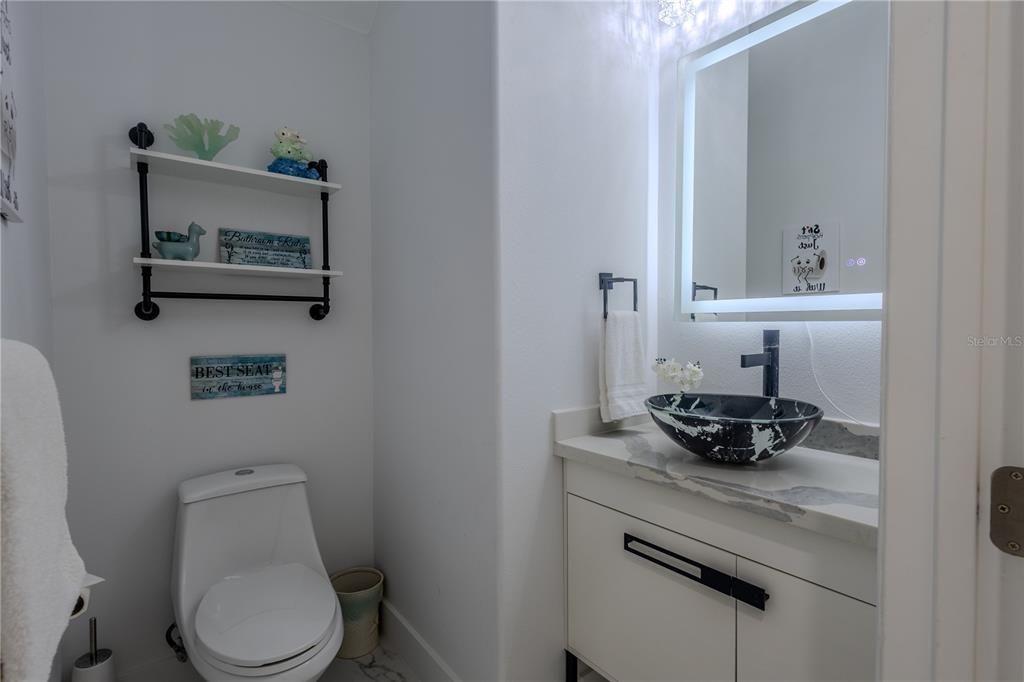 En Venta: $1,890,000 (4 camas, 3 baños, 3728 Pies cuadrados)