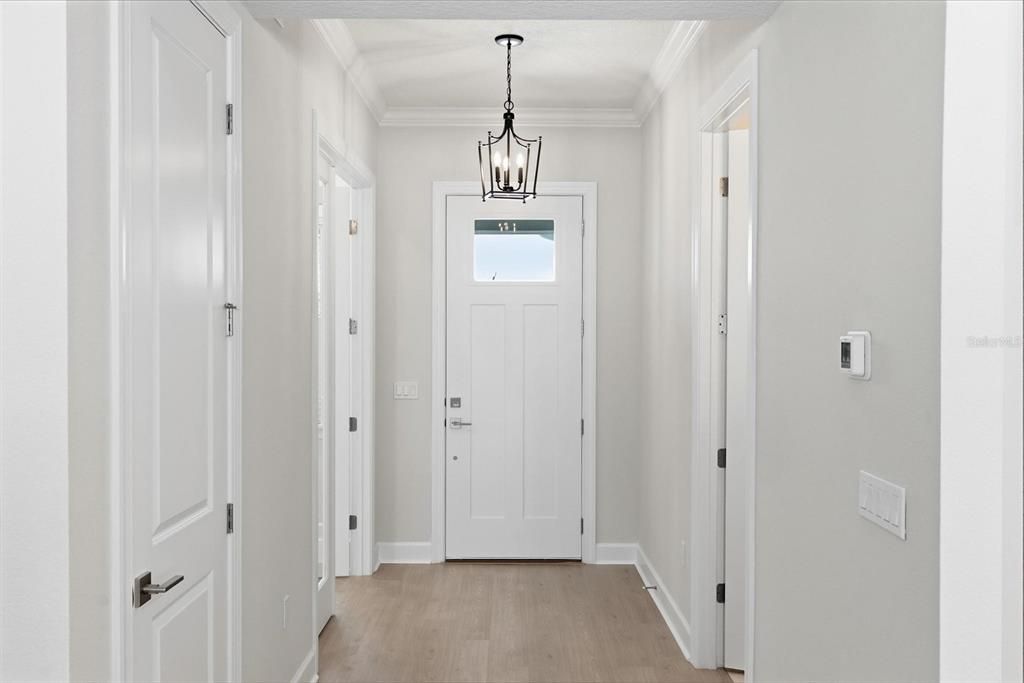 En Venta: $1,065,900 (3 camas, 2 baños, 2391 Pies cuadrados)