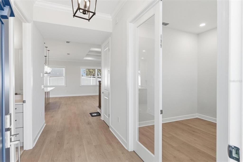 En Venta: $1,065,900 (3 camas, 2 baños, 2391 Pies cuadrados)