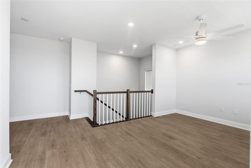 En Venta: $1,065,900 (3 camas, 2 baños, 2391 Pies cuadrados)