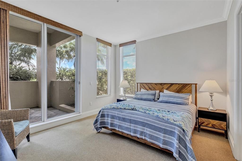 En Venta: $1,975,000 (4 camas, 4 baños, 3871 Pies cuadrados)