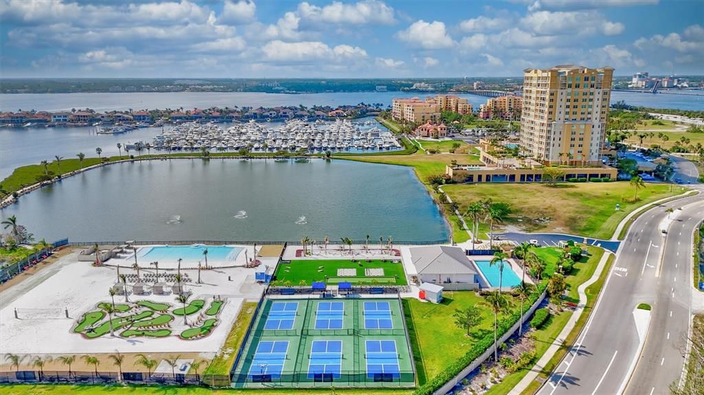 En Venta: $1,975,000 (4 camas, 4 baños, 3871 Pies cuadrados)