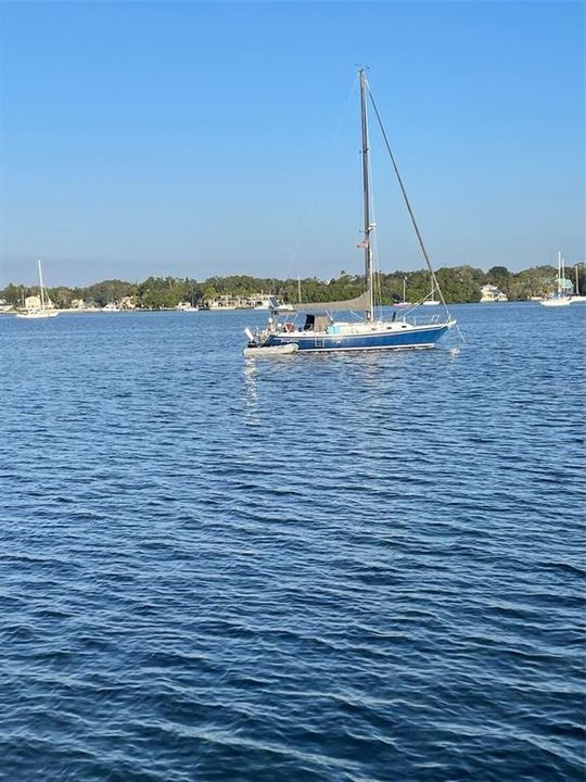 For Rent: $2,080 (2 beds, 1 baths, 825 Square Feet)