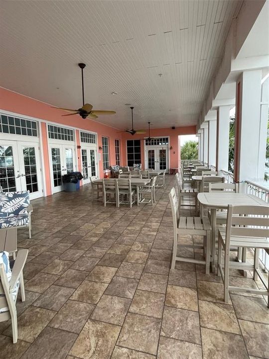 For Rent: $2,080 (2 beds, 1 baths, 825 Square Feet)