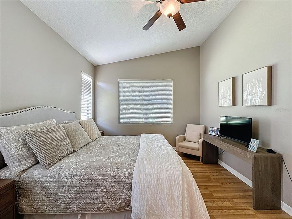 For Sale: $314,900 (2 beds, 2 baths, 1483 Square Feet)