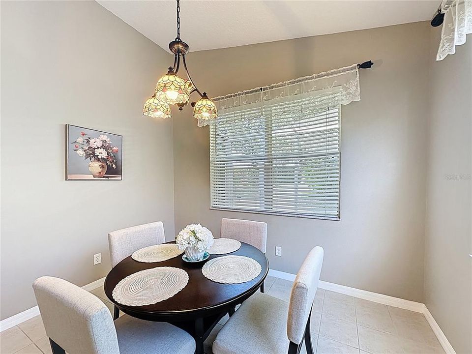 For Sale: $314,900 (2 beds, 2 baths, 1483 Square Feet)