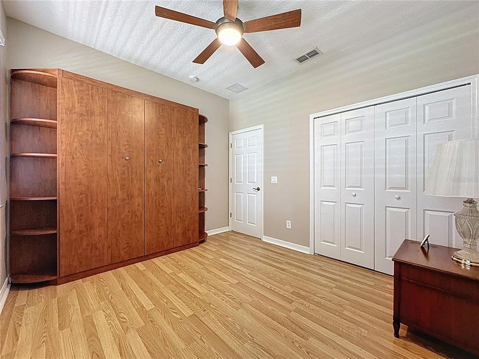 For Sale: $314,900 (2 beds, 2 baths, 1483 Square Feet)