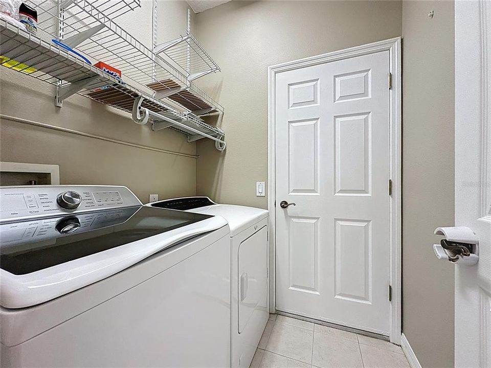 For Sale: $314,900 (2 beds, 2 baths, 1483 Square Feet)